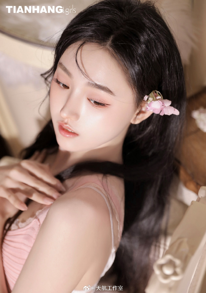 汉娜·沃丁汉姆新剧口碑炸了！烂番茄观众分反超《侠探杰克》二三季